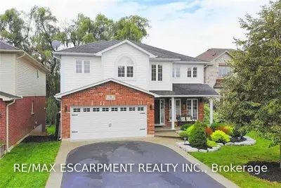 9 Kyler Court, Haldimand, ON N3W 0A6