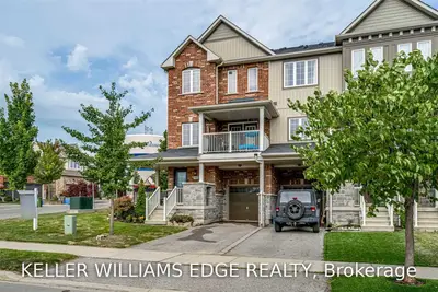 Att/Row/Townhouse in Hamilton