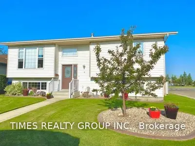 2 Logan Close, Out of Area, AB T4R 2N9