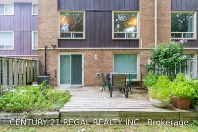 220 Salisbury Avenue 14, Cambridge, ON N1S 1K5