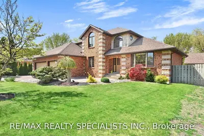 2760 Bouffard Road, LaSalle, ON N9H 1W2