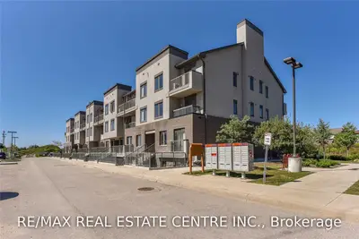 350 Fisher Mills Road 31, Cambridge, On N3c 4n5