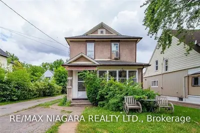 6172 & 6174 Barker Street, Niagara Falls, ON L2G 1Y4