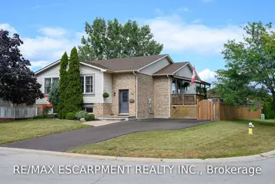 5137 Mulberry Drive, Lincoln, ON L0R 1B8