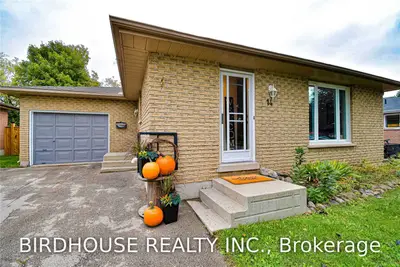 14 Madill Crescent, Kawartha Lakes, On K9v 5w7