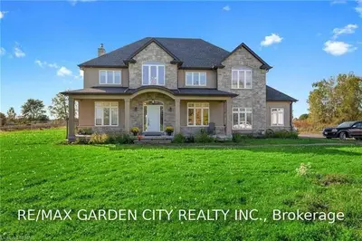 1527 Merrittville Highway, Thorold, ON L3B 5N5