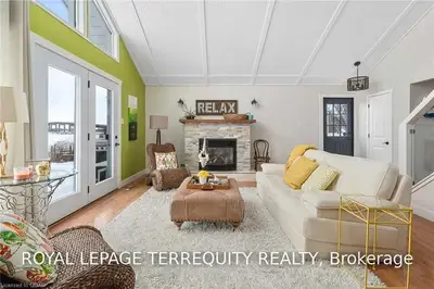 20 Ridley Street, Prince Edward County, On K8n 4z1