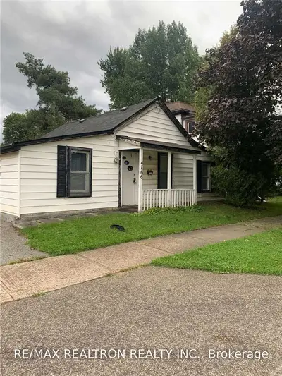 4766 Erie Avenue, Niagara Falls, ON L2E 3N7