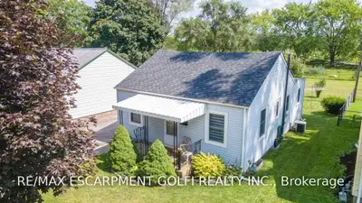 56 Sixth Avenue, Brantford, ON N3S 1A7