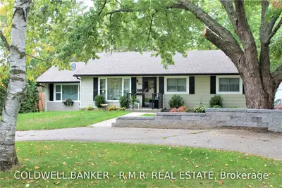 201 Angeline Street N, Kawartha Lakes, On K9v 4y5