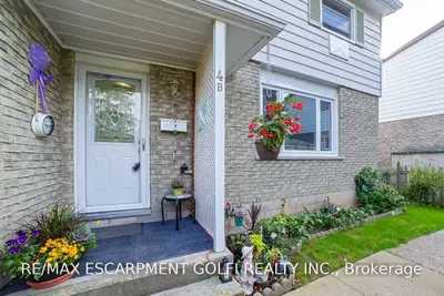 4 Oakhill Avenue B, Brantford, ON N3T 1R1