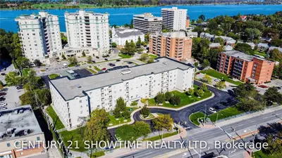 5000 Wyandotte Street E 513, Windsor, ON N8Y 5B8