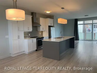 3025 Singleton Avenue Unit #2, London South, ON N6L 0E6