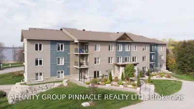 94 Francis Street W 302, Kawartha Lakes, On K0m 1n0