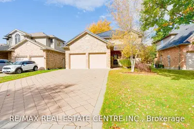 495 King Bird Court, London North, ON N5X 4H6