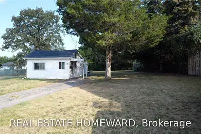 32 North Park Gardens Gardens, Belleville, ON K8P 2M1