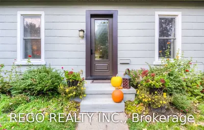 88 Oak Street, Cambridge, ON N1R 4L2