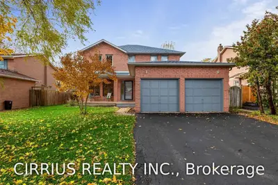 23 NORTHWOOD Drive, Welland, ON L3C 6R5