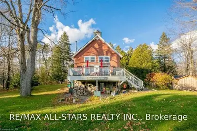 1391 South Portage Road, Lake of Bays, ON P1H 2J6