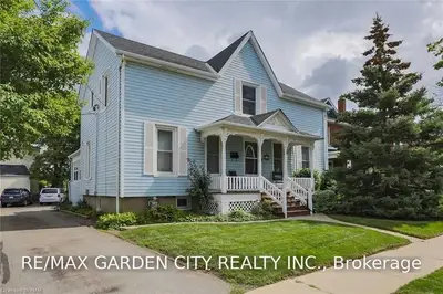 54 BURGAR Street, Welland, ON L3B 2S8