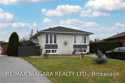 5 Woodward Avenue, North Bay, On P1a 2r6