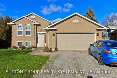 13 Brittany Court Main Fl, St. Catharines, ON L2S 3C3