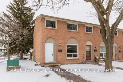 223 Pioneer Drive F46, Kitchener, ON N2P 1L9