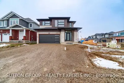 22 Montgomery Way, Ingersoll, On N5c 0e4