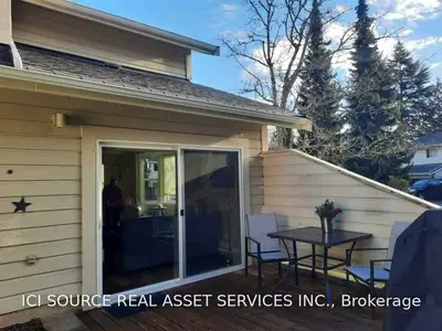 1287 Verdier Avenue 17, Out of Area, BC V8M 1H1