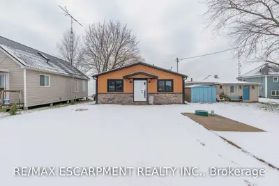 36 Lakeside Drive, Haldimand, ON N0A 1L0