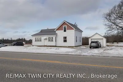 3211 Hwy 3, Norfolk, ON N3Y 4K6