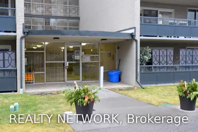 510 Queenston Road S 203, Hamilton, ON L8K 1J3