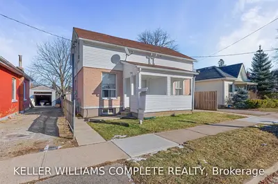 18 Wade Avenue, Brantford, ON N3T 1N8