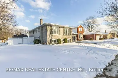 28 Goods Lane, Brantford, ON N3V 1C7