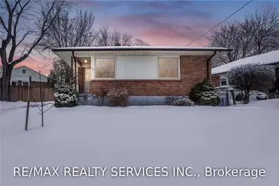 1513 Mclarenwood Terrace, London East, ON N5W 1X8