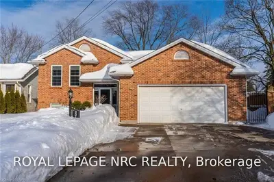 5578 Green Avenue, Niagara Falls, ON L2H 1P7
