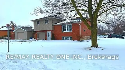 50 Woodland Drive, Cambridge, ON N1R 2X9