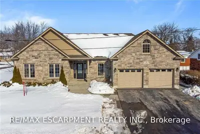 5 Elm Avenue, Haldimand, ON N0A 1H0