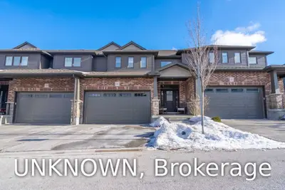 254 Gosling Gardens 34, Guelph, ON N1L 0M4