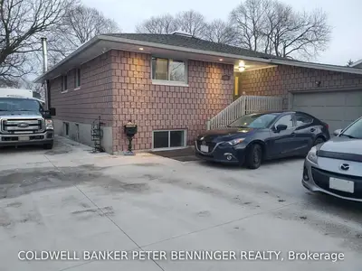 135 Cyrus Street, Cambridge, ON N3H 1H2