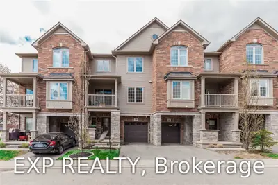 257 Parkside Drive 38, Hamilton, ON L8B 0W5
