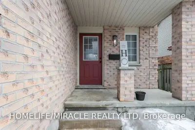 69 Bournemouth Drive E, London East, ON N5V 4T2