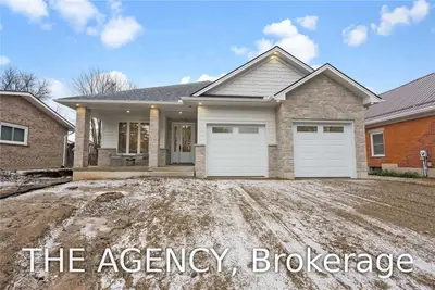 3 Herford Street, Tillsonburg, On N4g 4v1