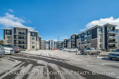 1284 Gordon Street 201, Guelph, ON N1L 1H2