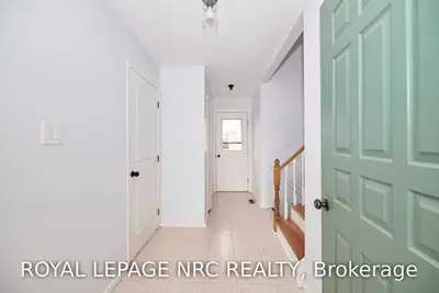 4 ARGYLE Court, Welland, ON L3C 6J1
