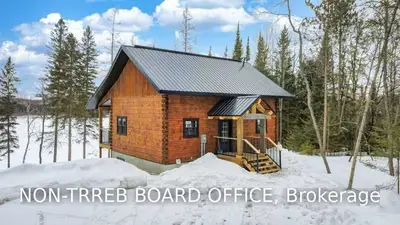 903 MUSCLOW GREENVIEW Road, Hastings Highlands, ON K0L 1C0