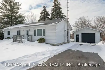 16 Elliot Street, Kawartha Lakes, On K0m 1n0
