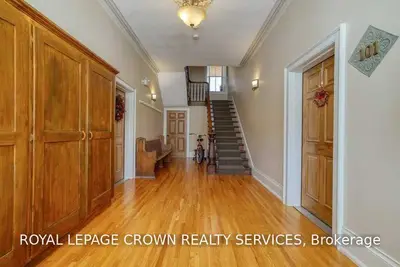 69 Wellington Street, Cambridge, ON N1R 3Y6