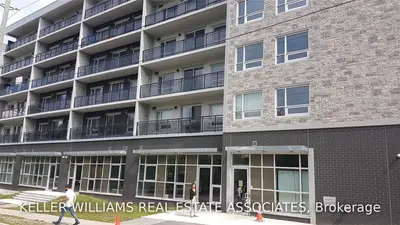 275 Larch Street F-206, Waterloo, ON N2L 3R2