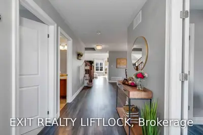 425 Lakeshore Road, Port Hope, ON L1A 0B3